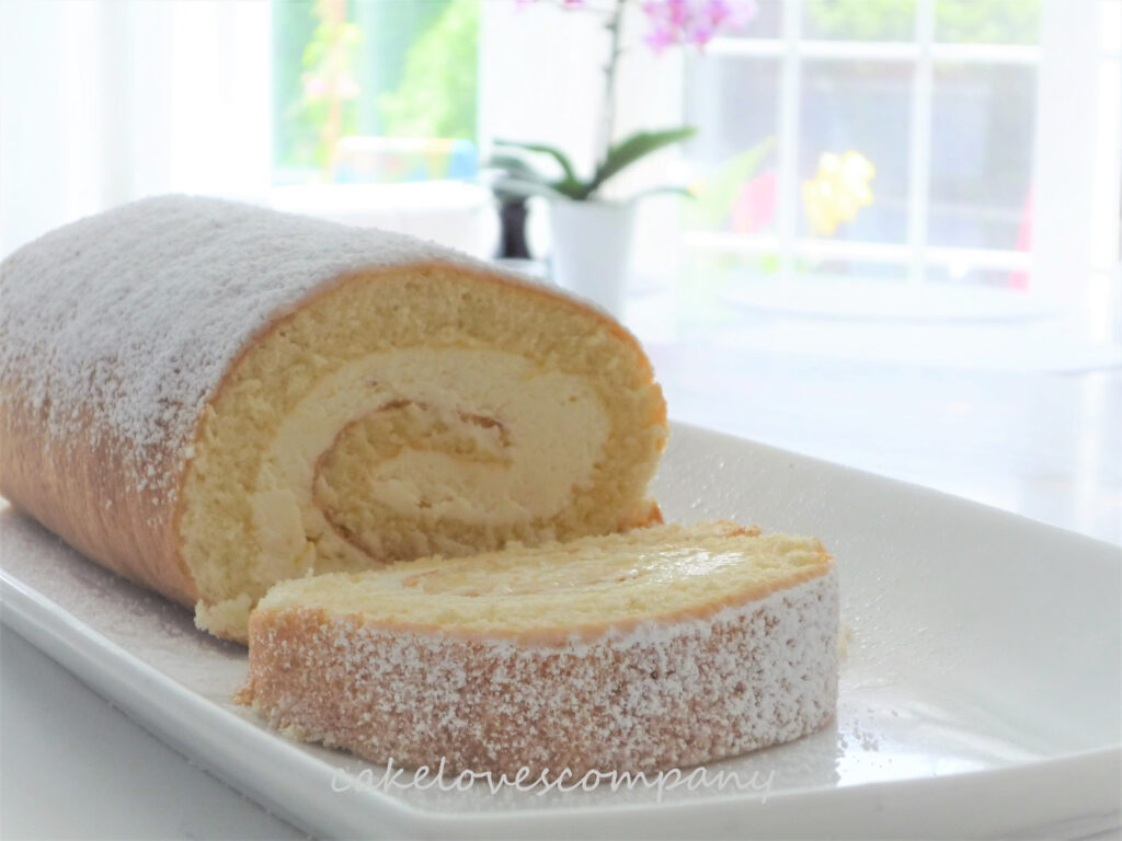 Limoncello Swiss roll